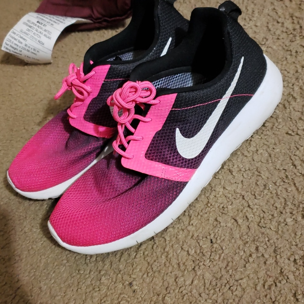 Nike rosherun flight GS